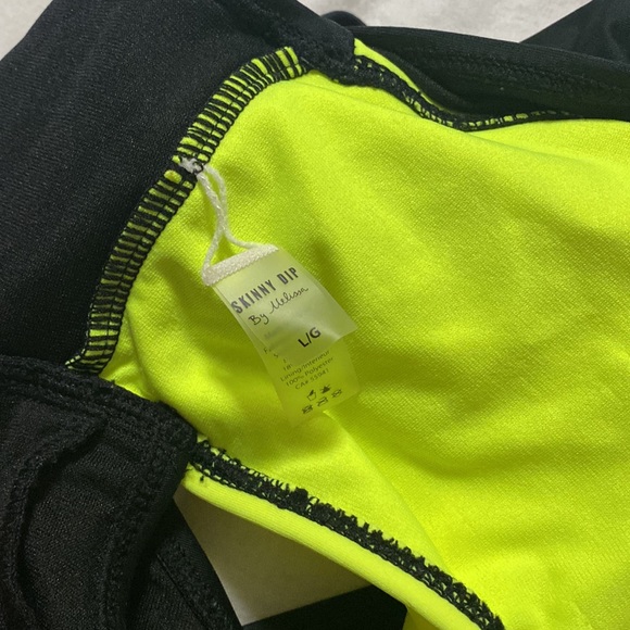 •one-piece cutout bathing suit - Picture 6 of 6